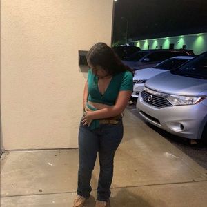 Meet your Posher, Lesly